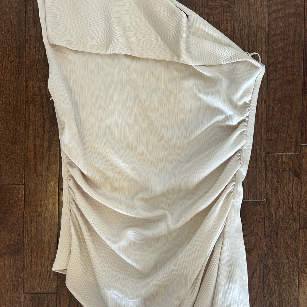 Zara Cream One-Shoulder top